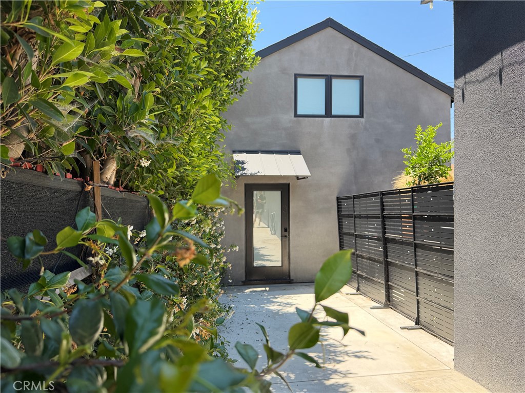 2536 Mayfield 1/2