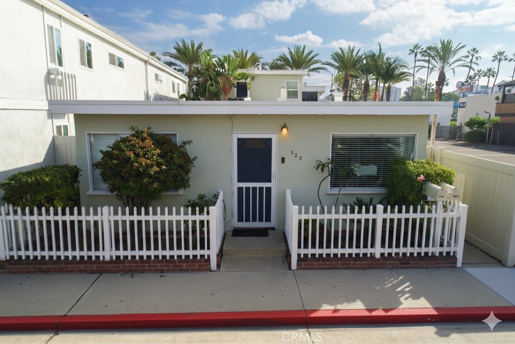 522 Clubhouse Avenue