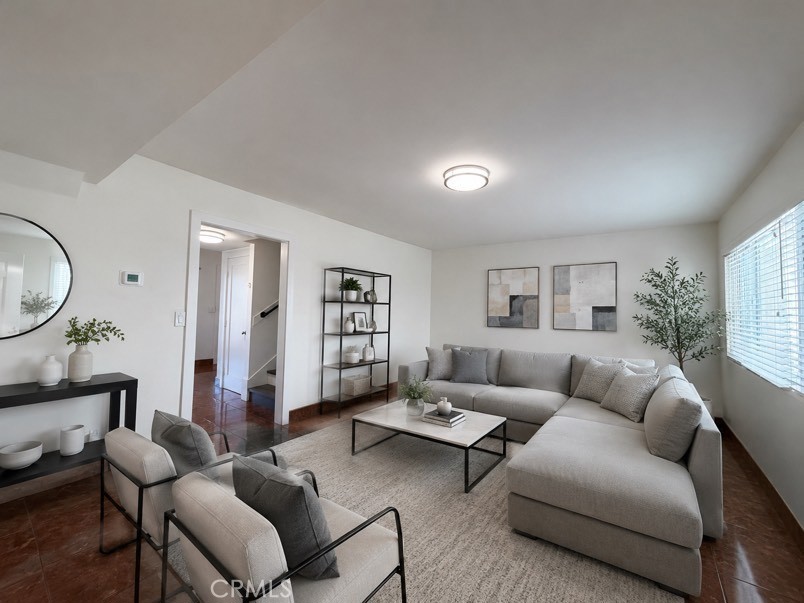 1477 W 20th 7