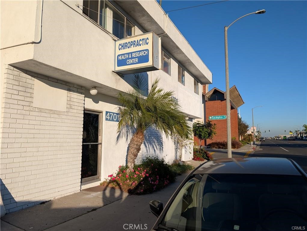 4701 W El Segundo