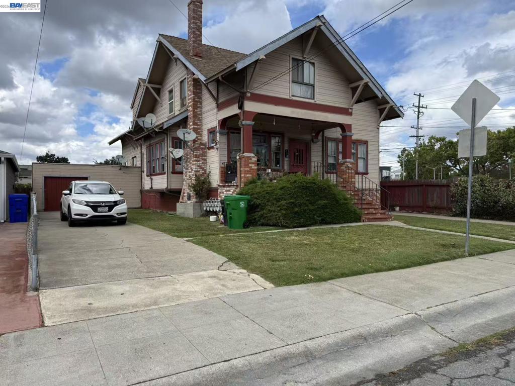 1395 139th Ave