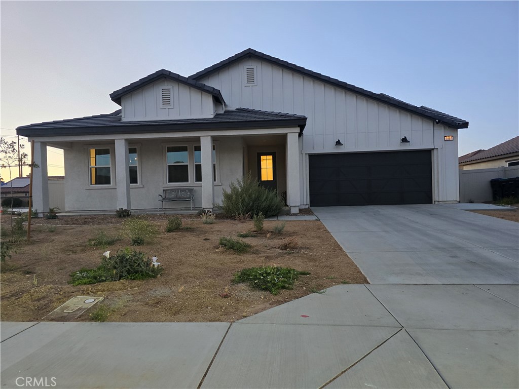 1887 Vincent Dr