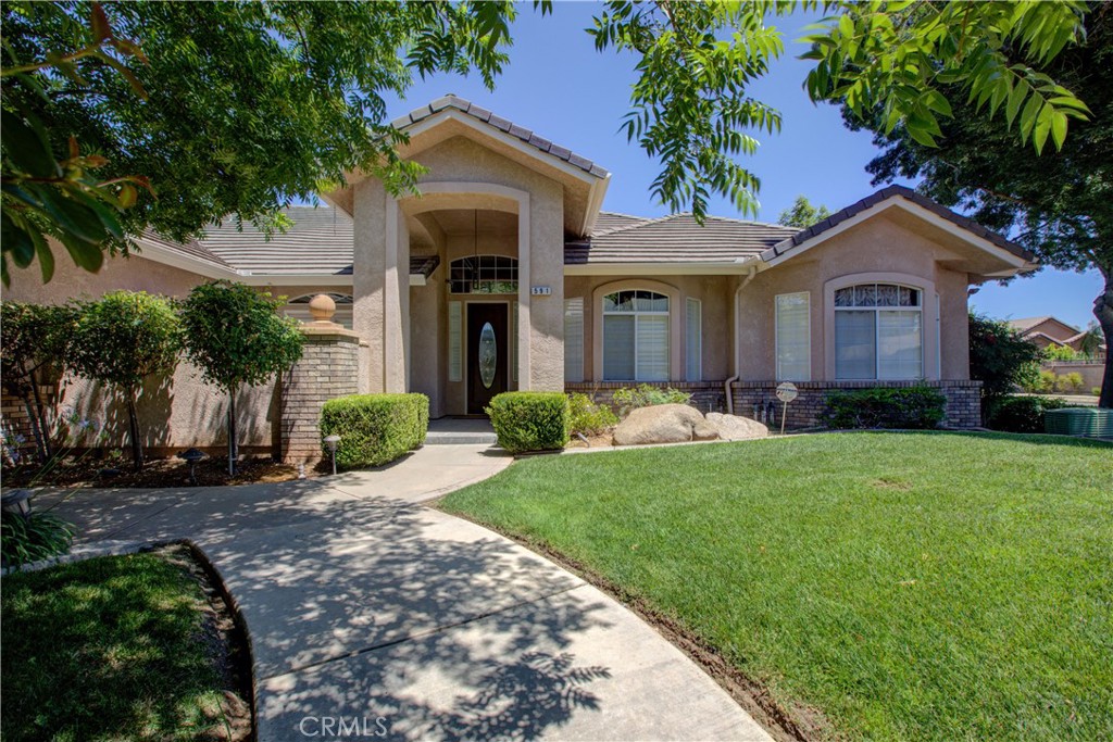 591 Bobolink Court