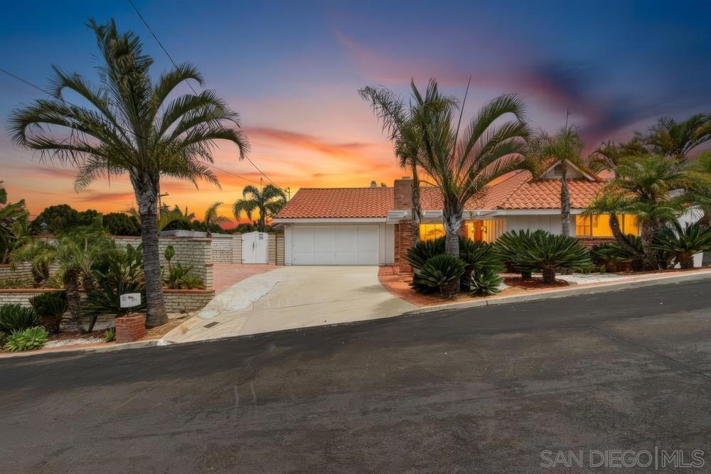 308 Leeann Ln
