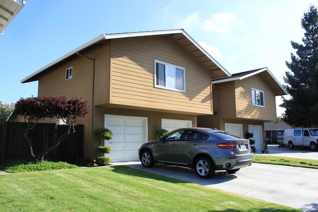 1673 Whitwood Lane