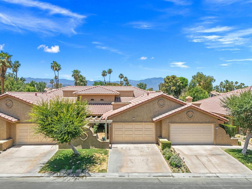 41539 Woodhaven Drive W