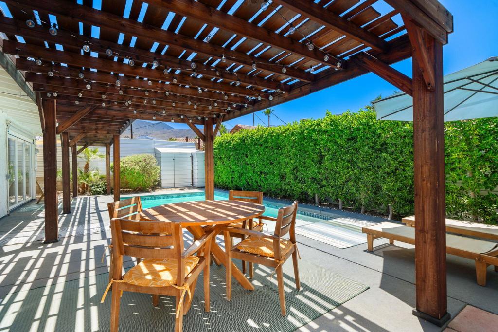 54621 Avenida Juarez