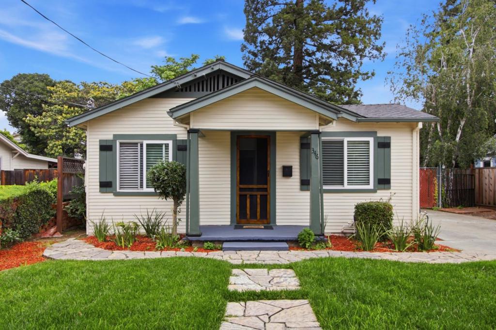 346 Waverly Street