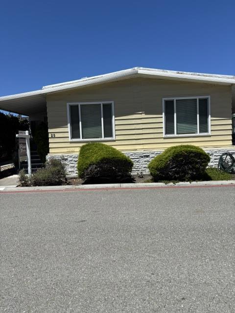 1111 Morse Avenue 25