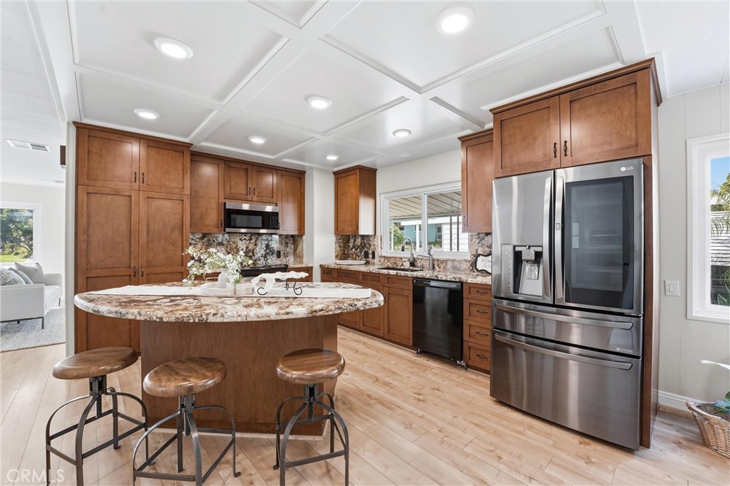 24001 Muirlands Boulevard 64