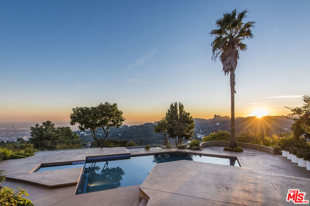7940 Vulcan Drive