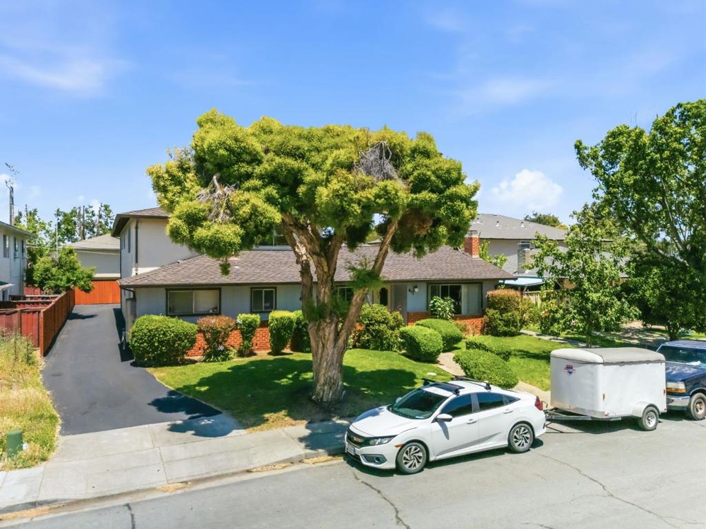 651 Belladonna Court