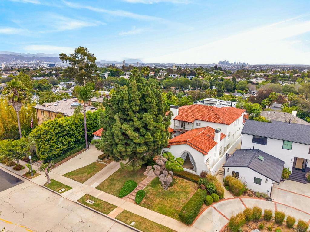 2798 McConnell Drive