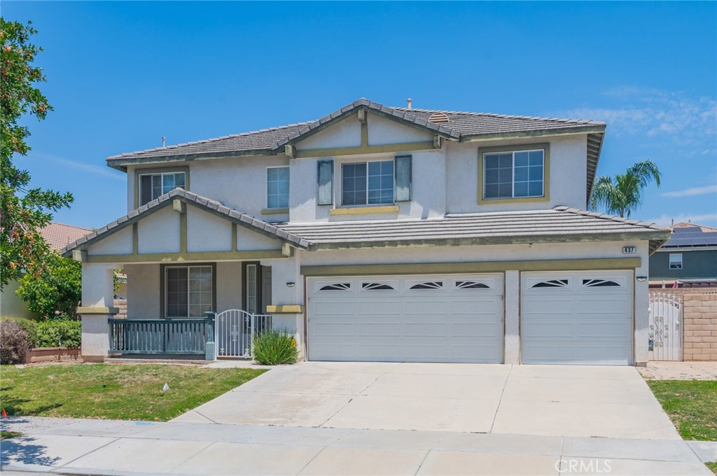 437 E Deerfield