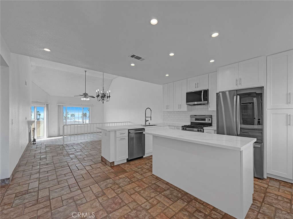 630 Island View Circle