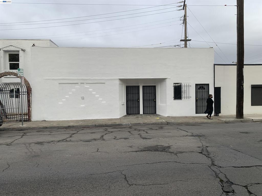 11070 San Leandro St.