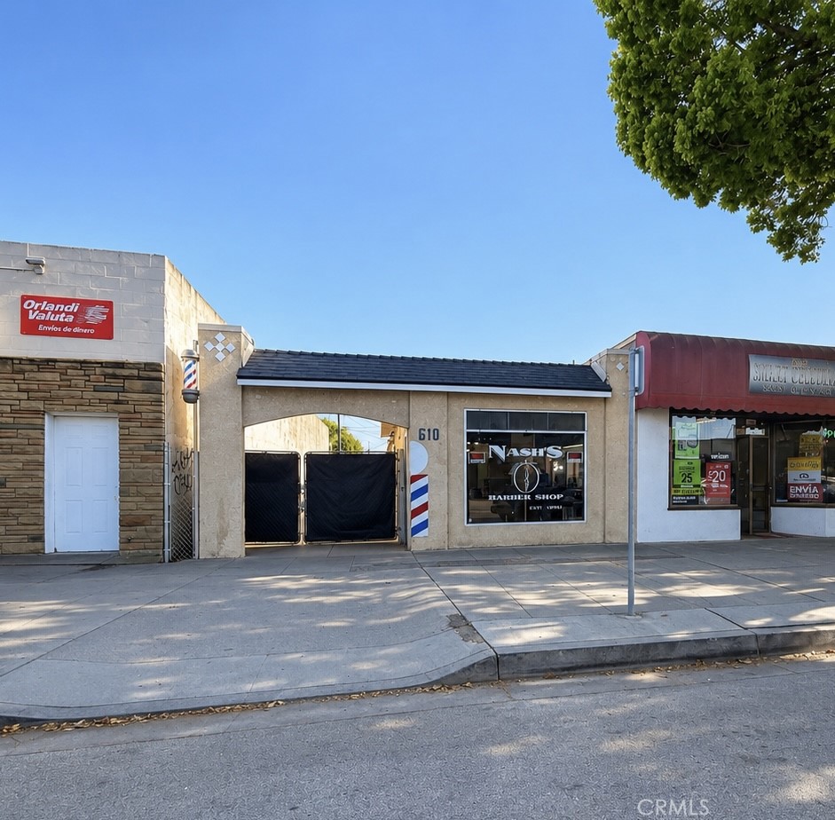 610 W Main