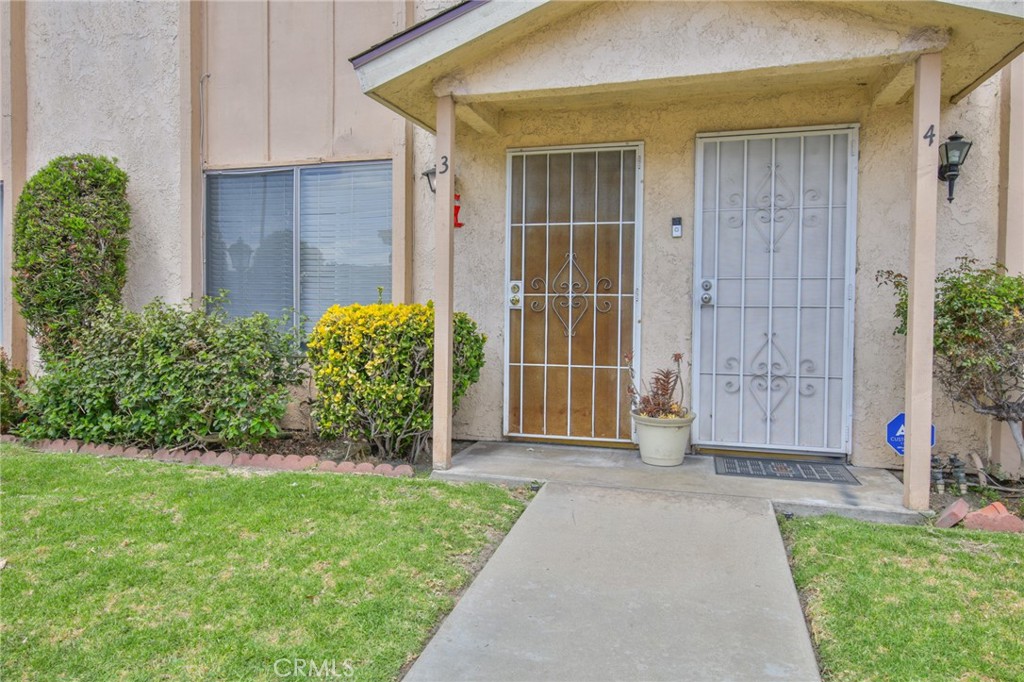 15927 Santa Ana Avenue 3