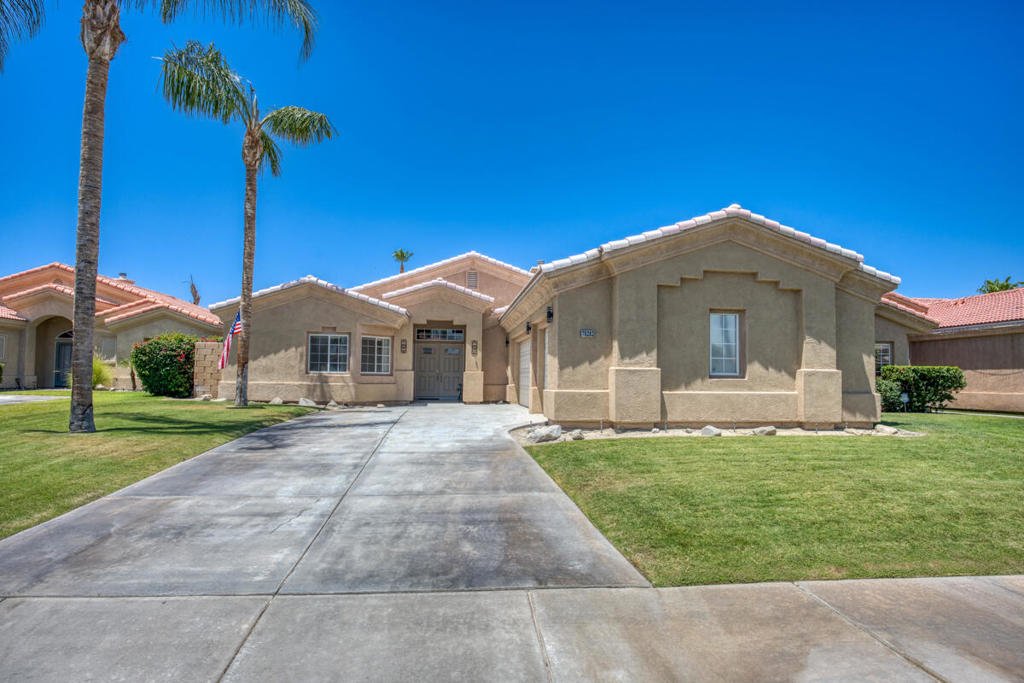 78282 Calico Glen Drive