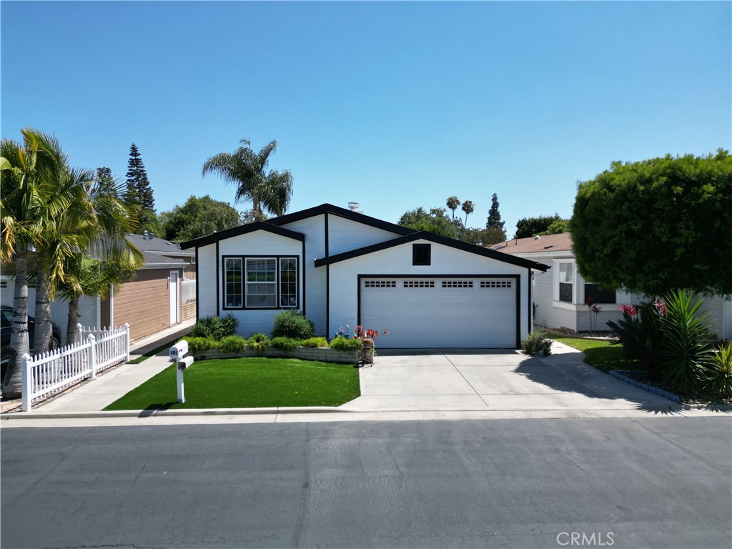 7271 Katella Avenue 101