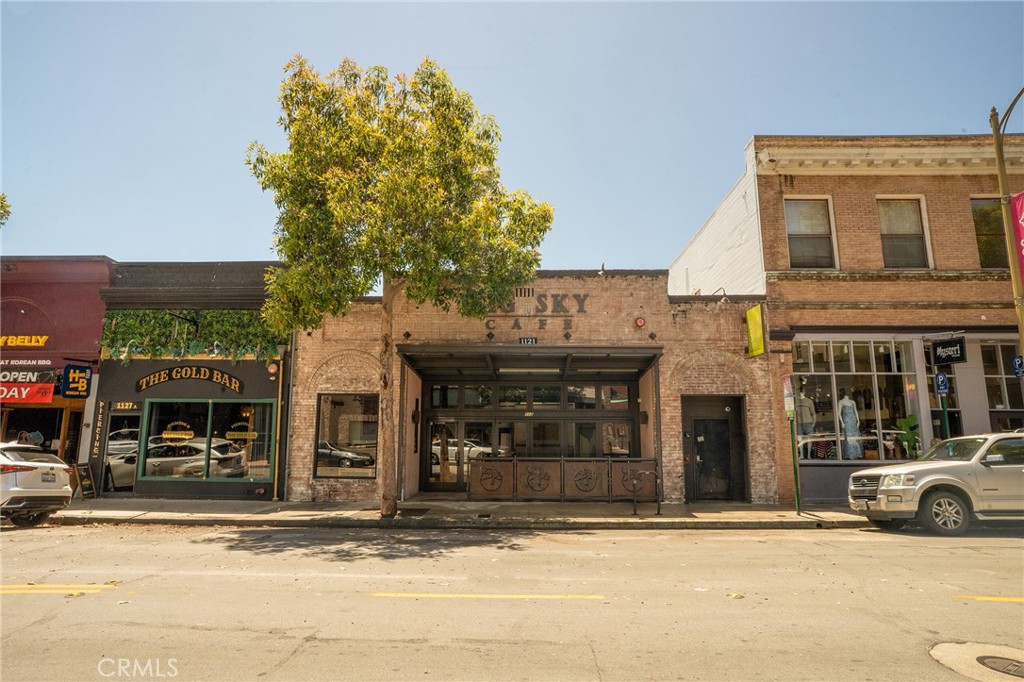 1121 Broad Street