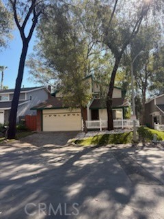 24362 Woodwalk