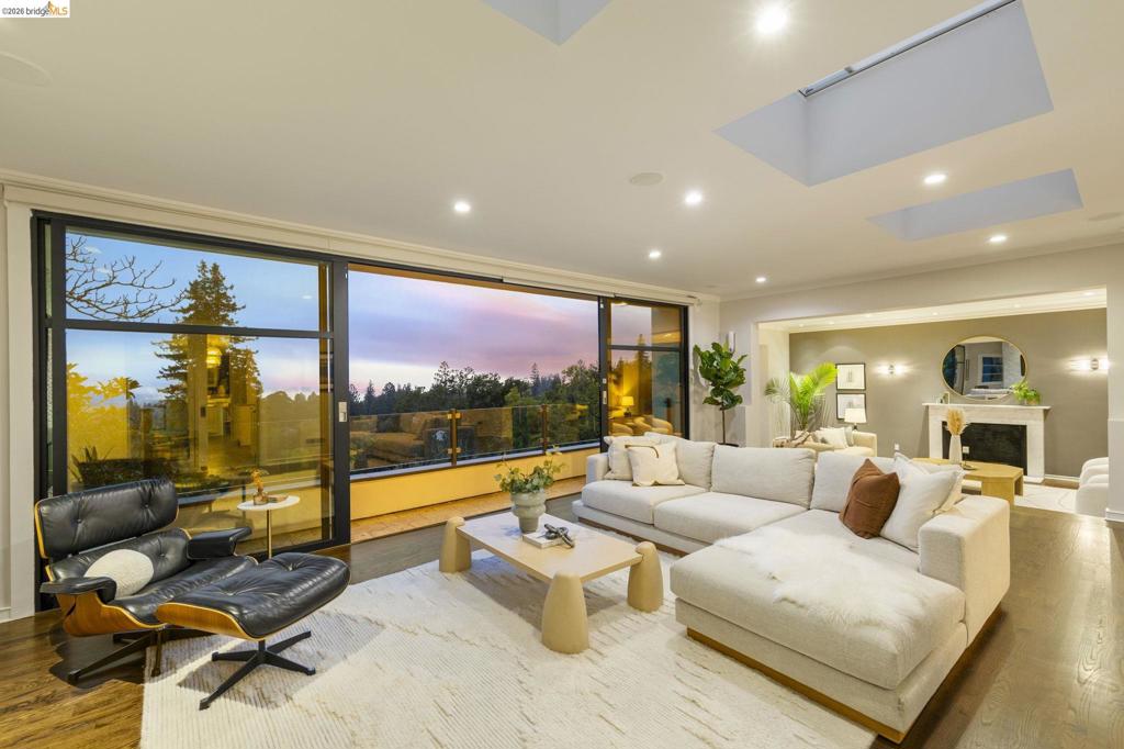 110 Somerset Rd