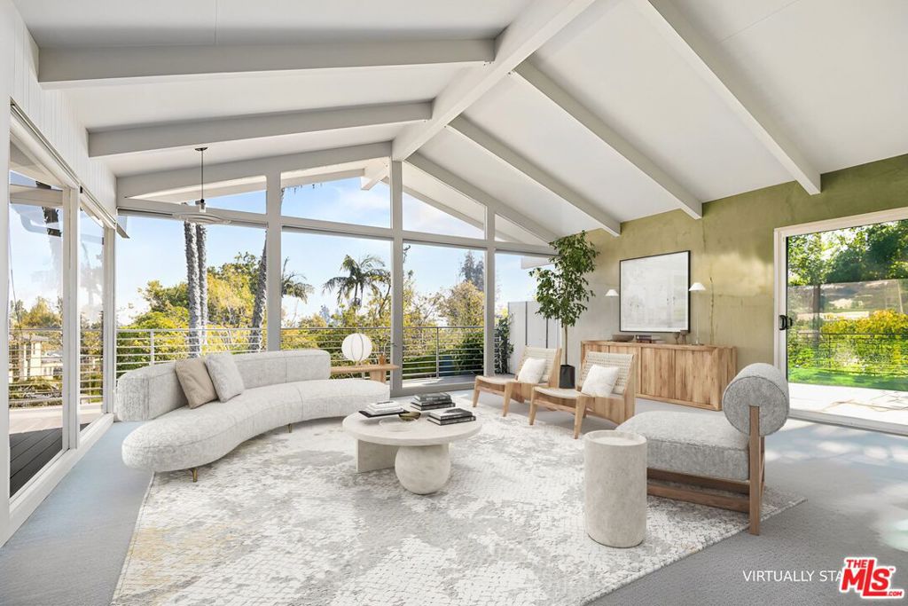1127 Angelo Drive
