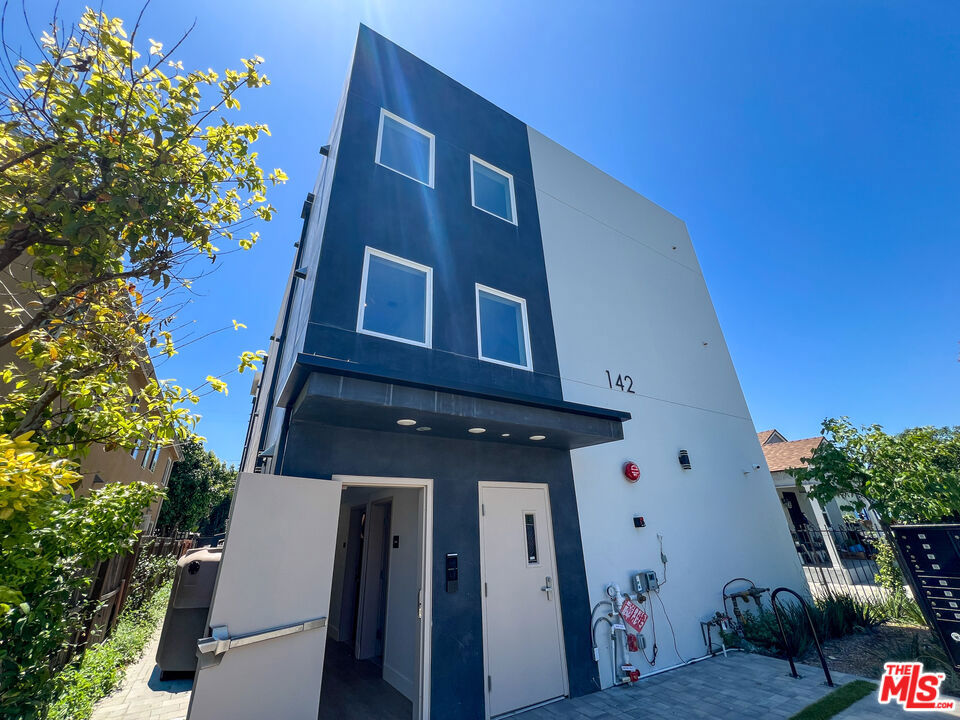 142 E 84th Street