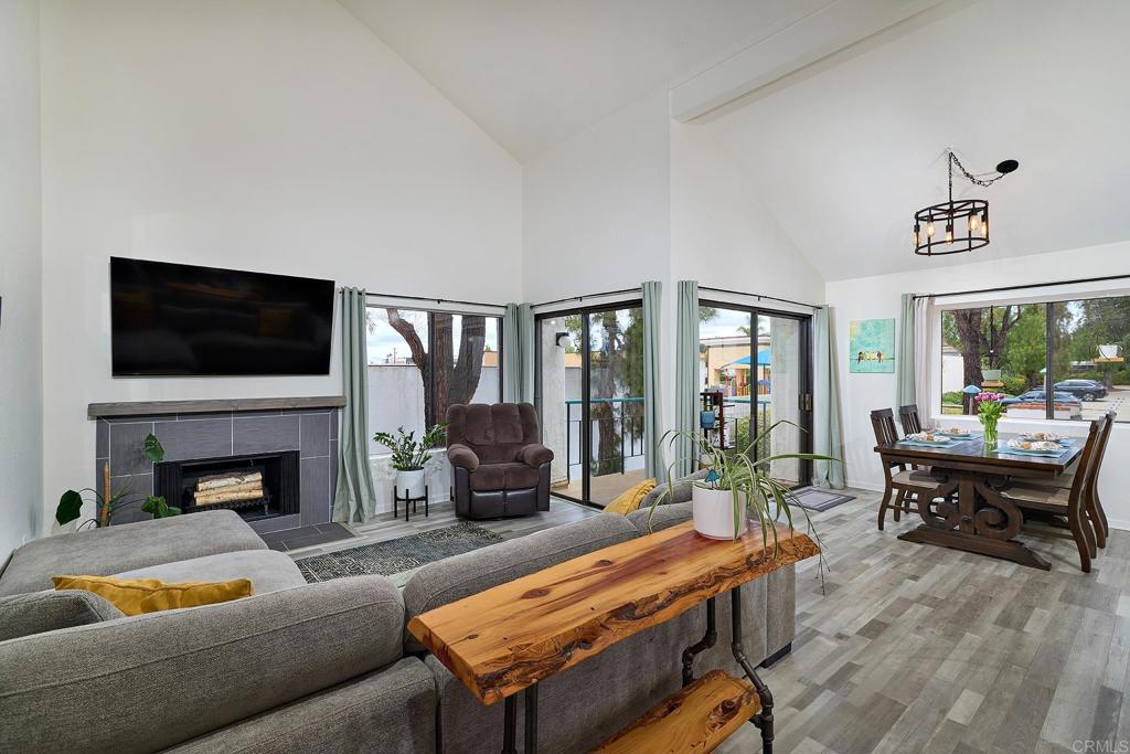 1935 Sunset Drive 45