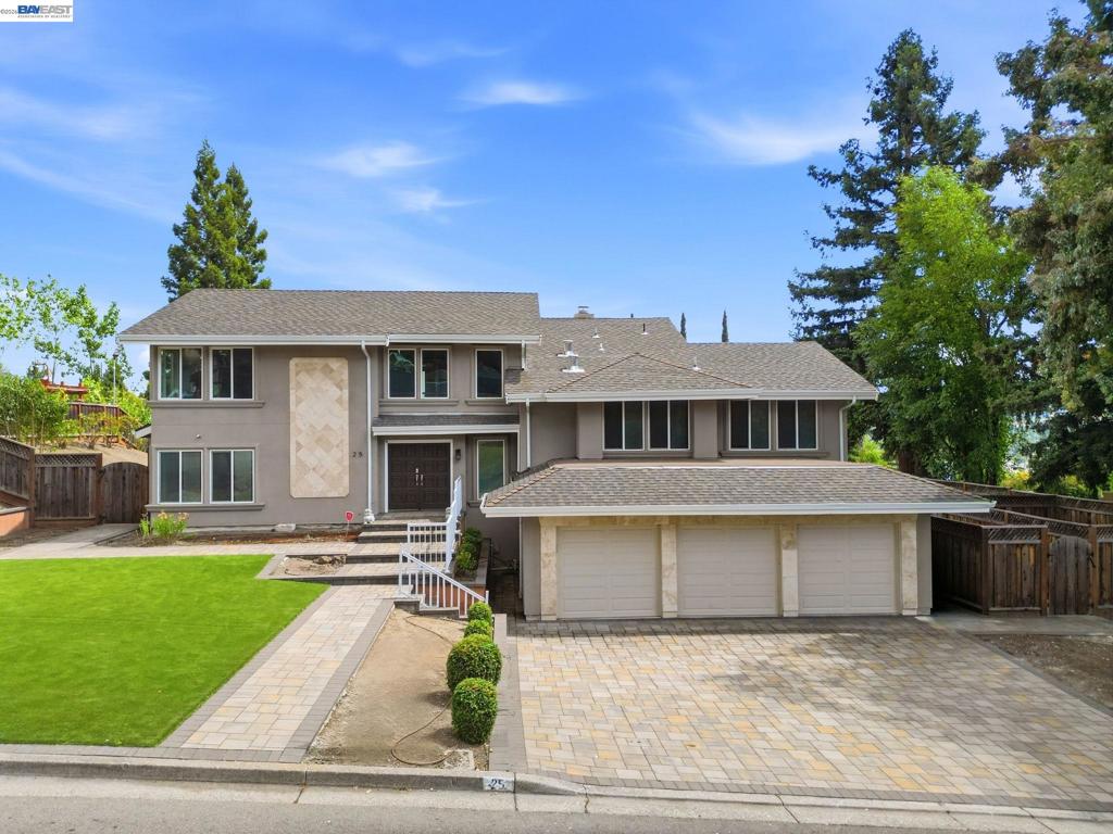 25 Portsmouth Ct