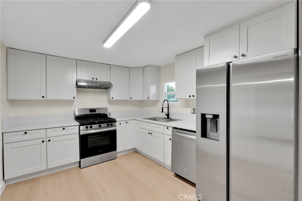 659 S 7th Street
