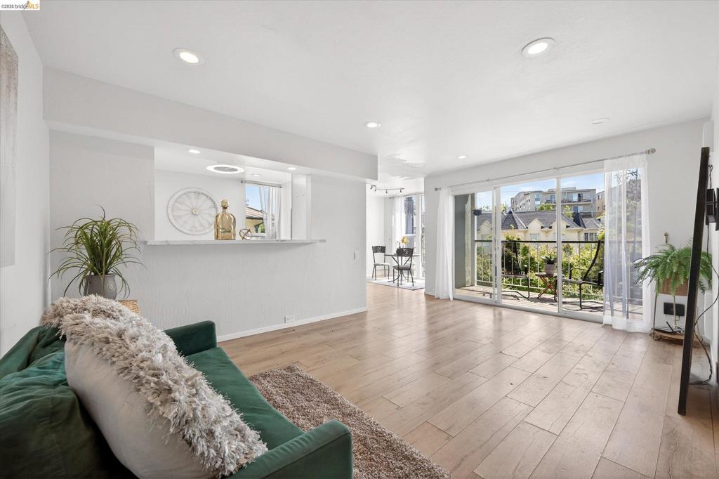365 Perkins St 201