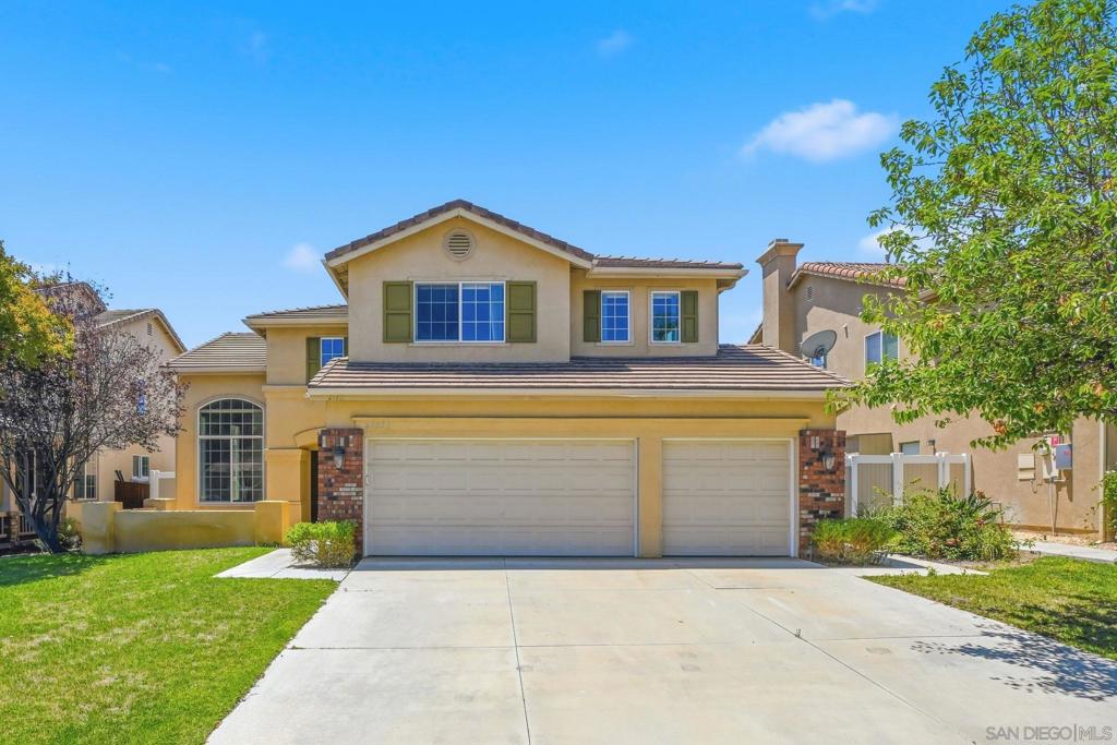 25331 Chesterfield Ln