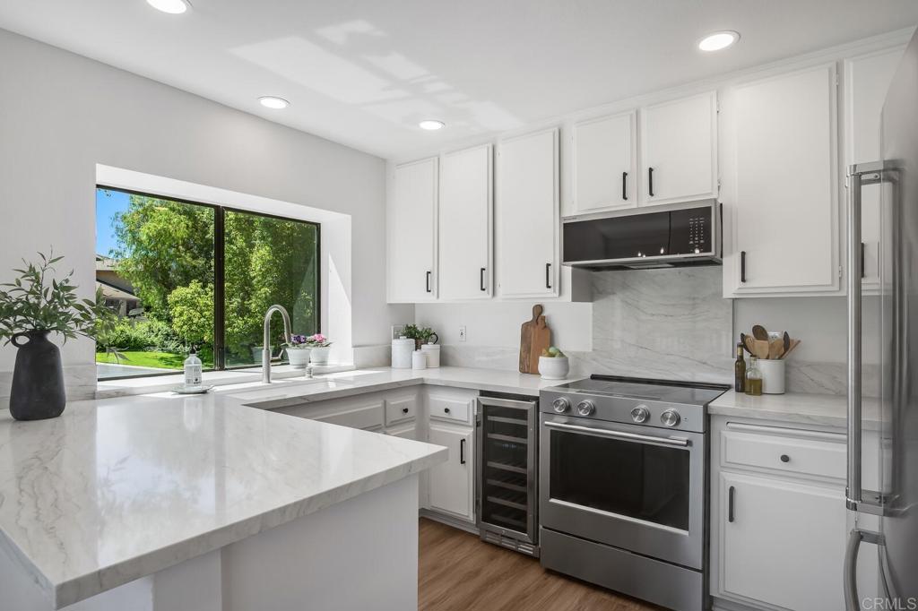 4122 Oak Island
