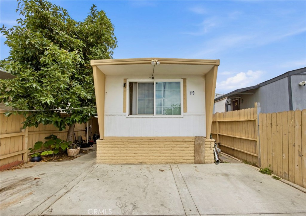 5803 Mission Blvd