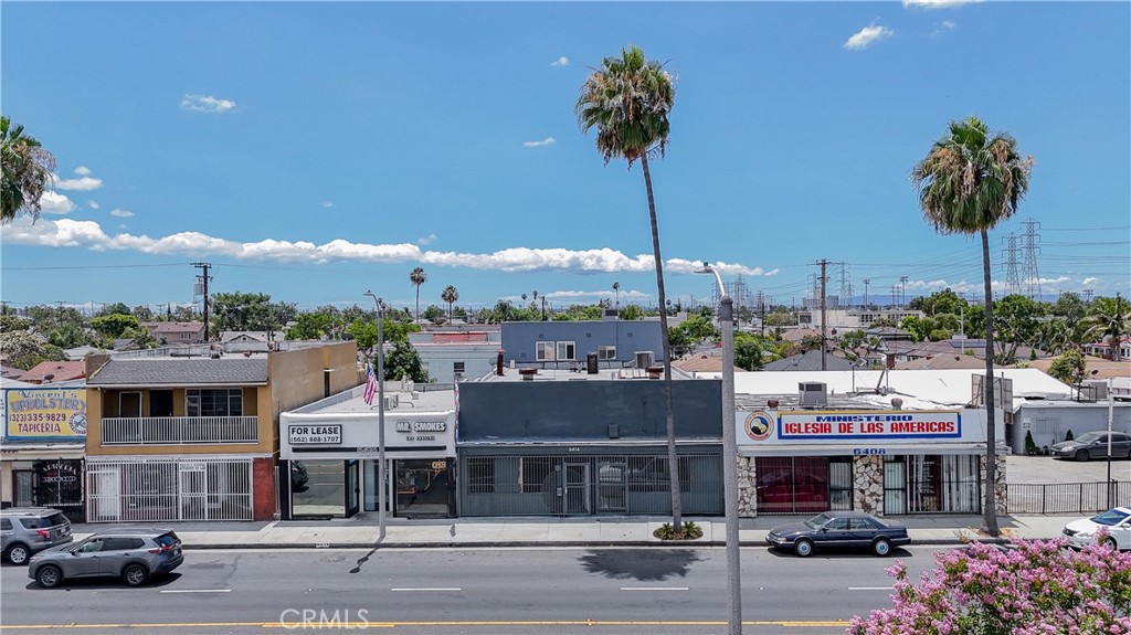 6412 Whittier