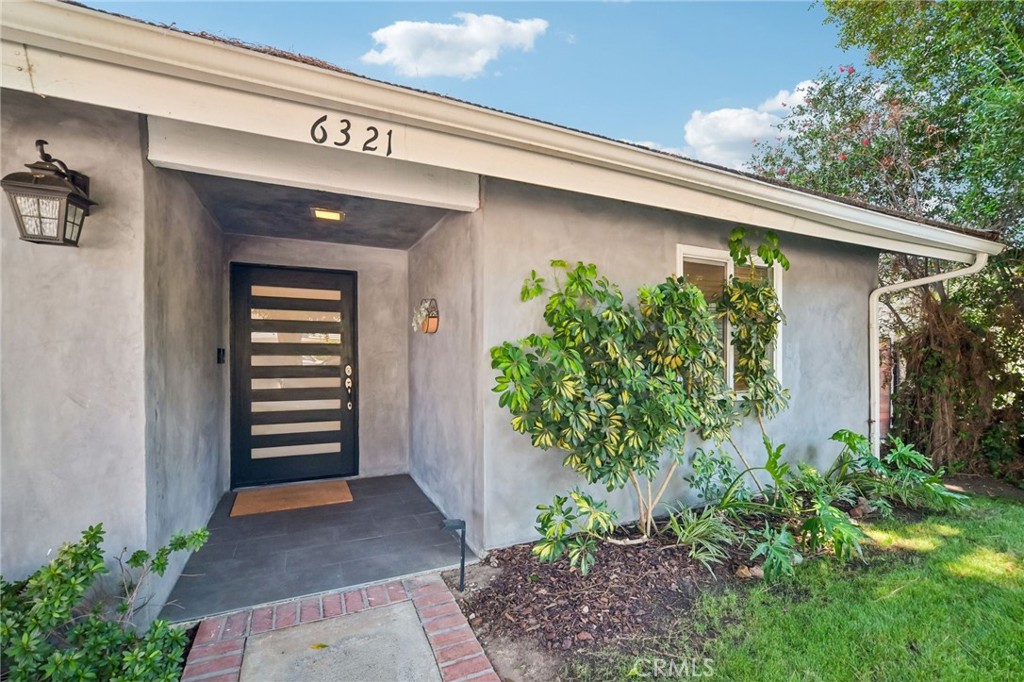 6321 Balcom Ave