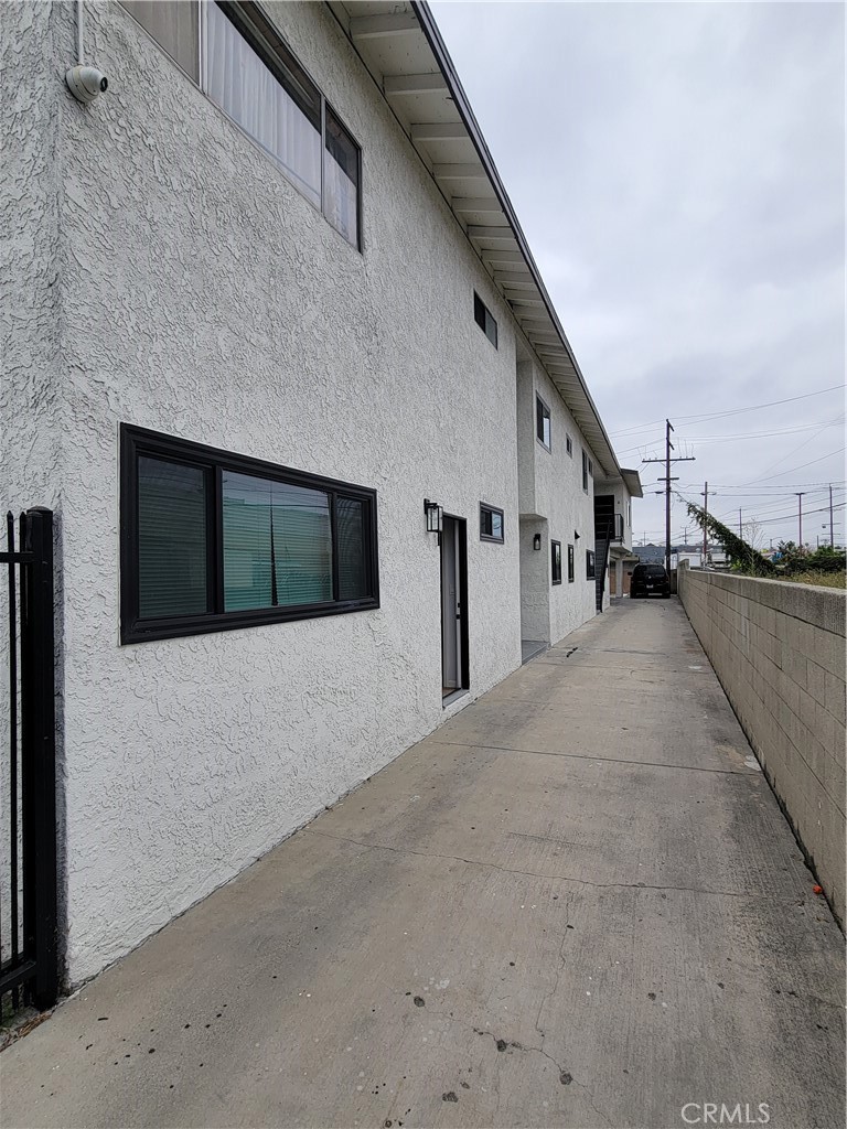2532 Hauser