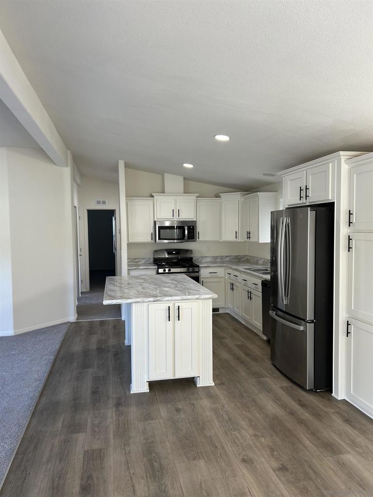 22899 Byron Road 88