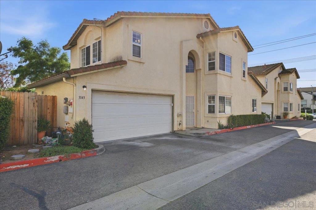 3143 Lamar Ct