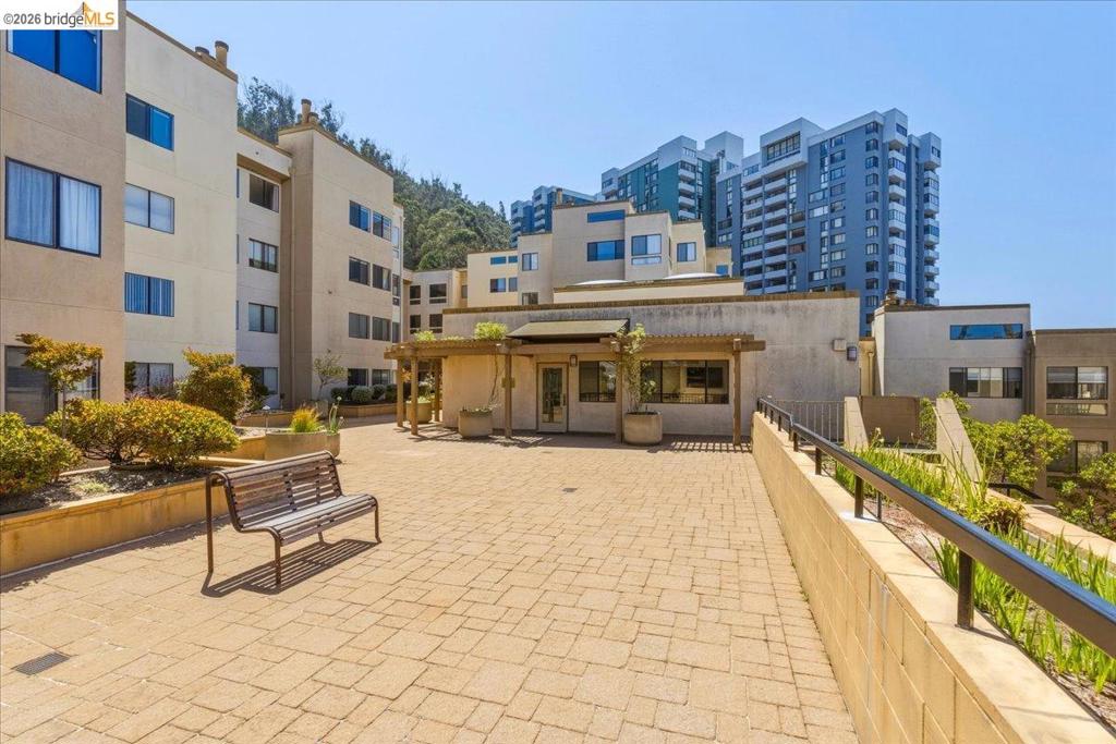 545 Pierce St 2313