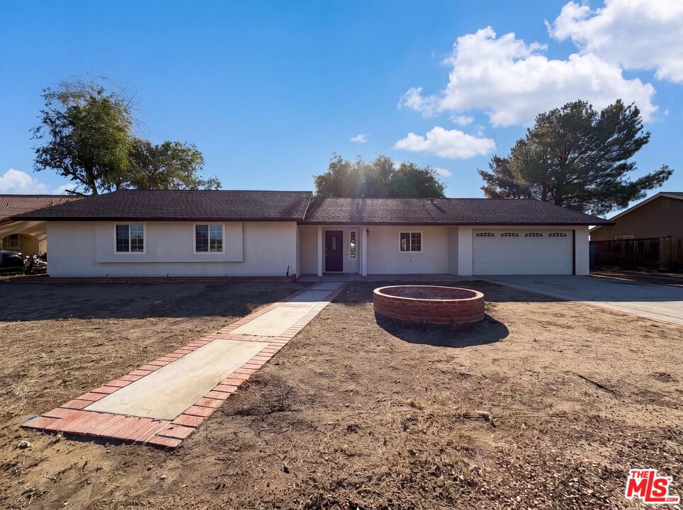 40733 176th Street E