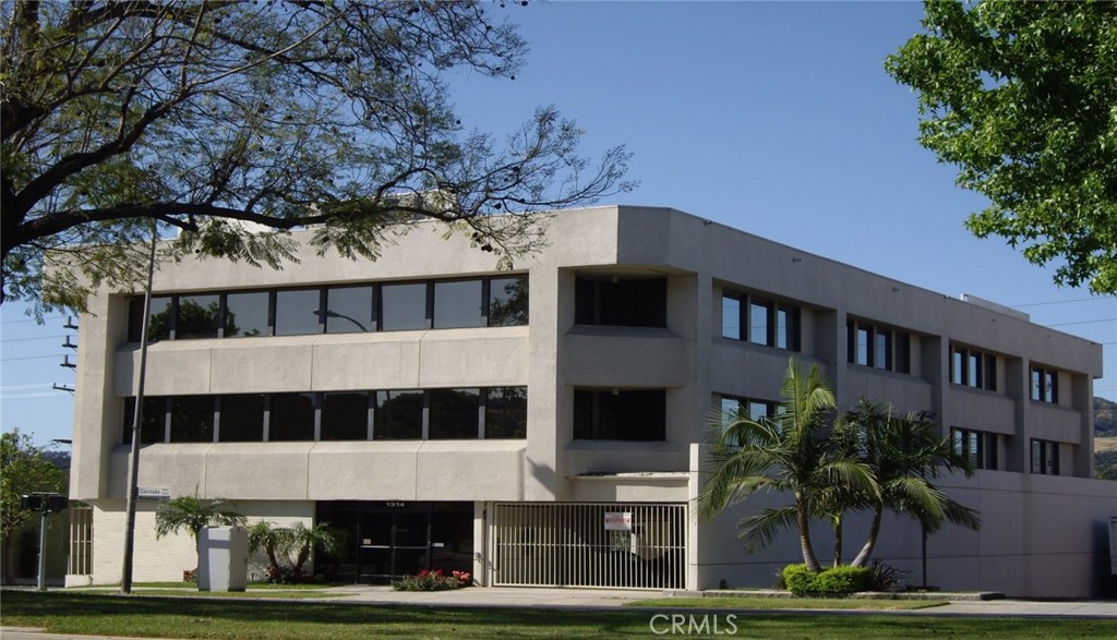 1314 W Glenoaks Boulevard 103