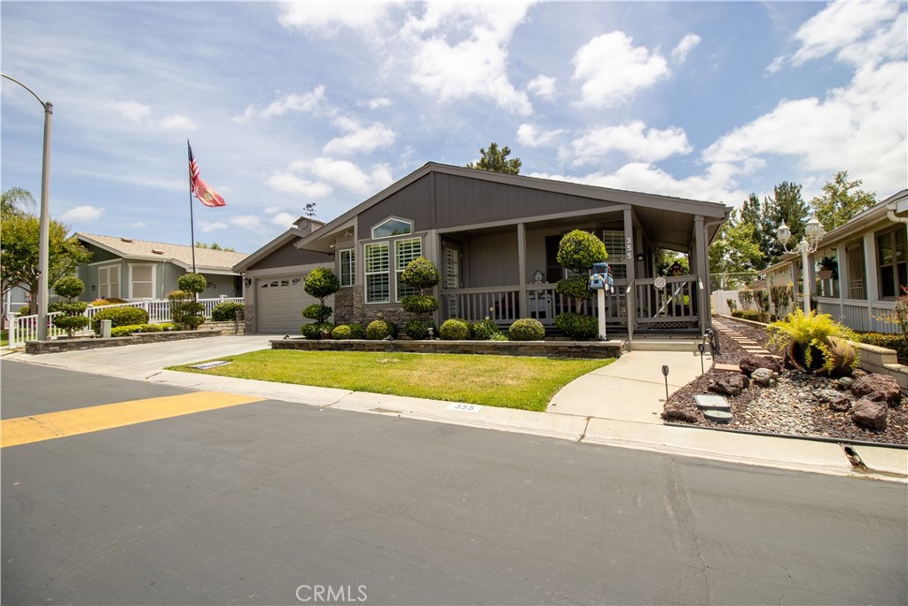 10961 Desert Lawn Dr (355 Redwood) 355