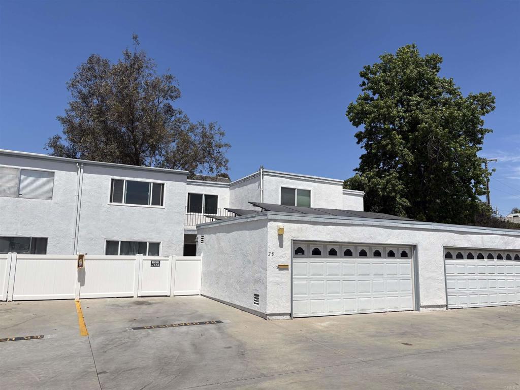 1640 Maple Dr 28