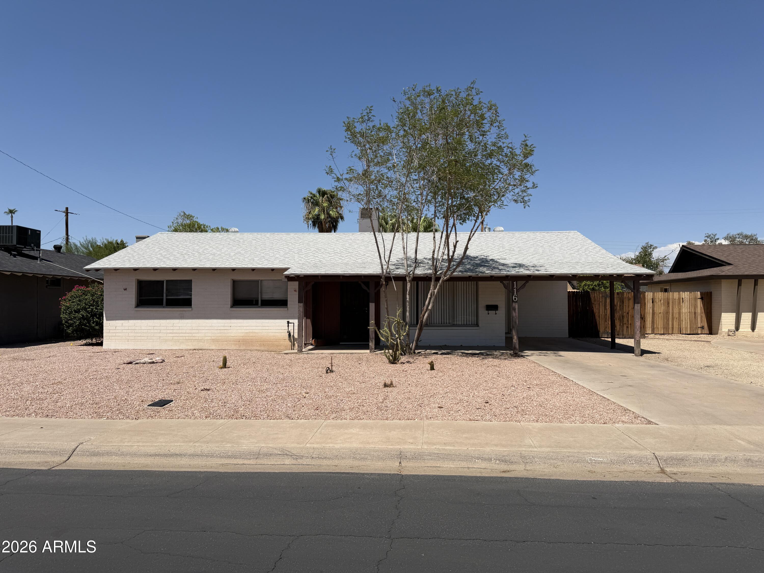 116 E MANHATTON Drive, Tempe, AZ 85282