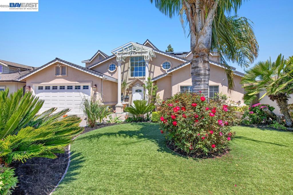 3249 Greenwood Dr