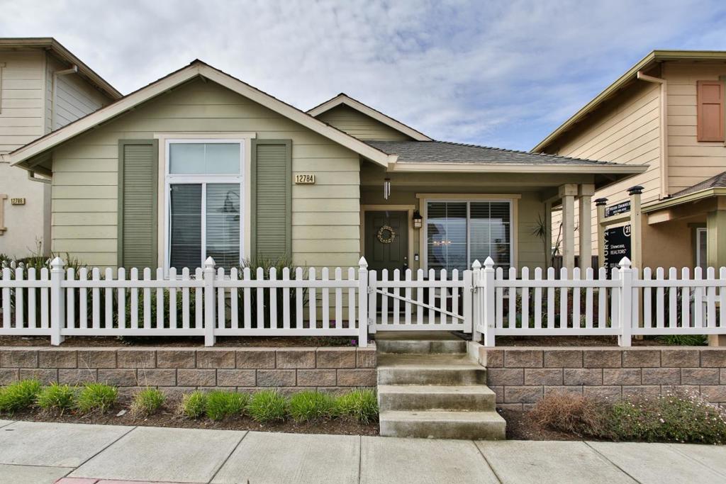 12784 Rogge Village Loop