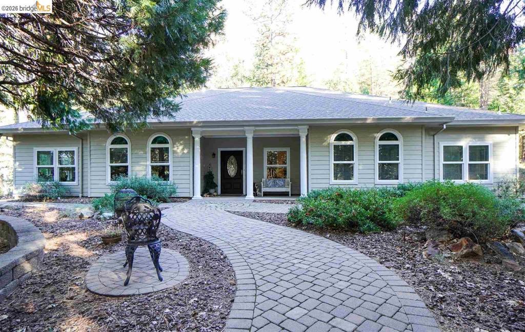 17400 Mount Elizabeth